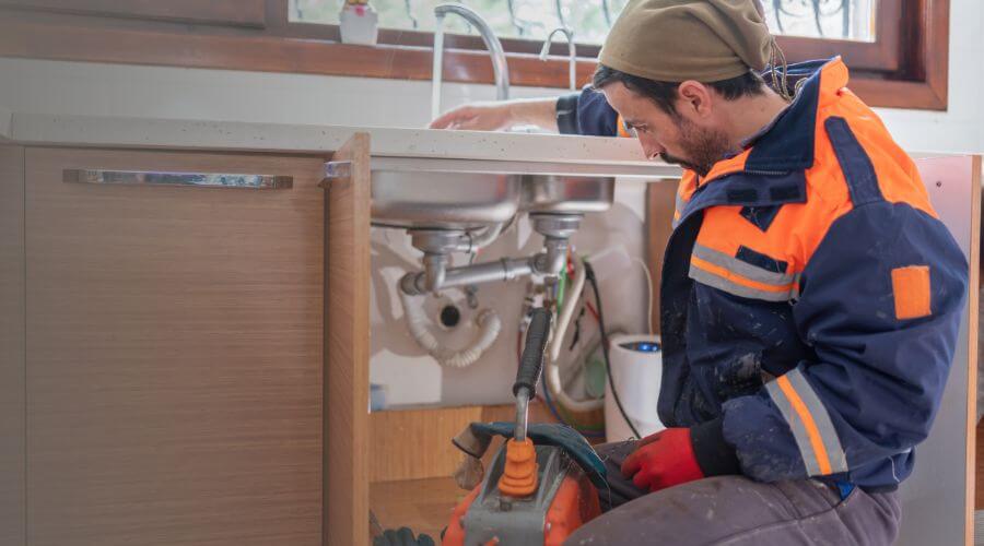 Professional sewer line replacement in Iuka, IL